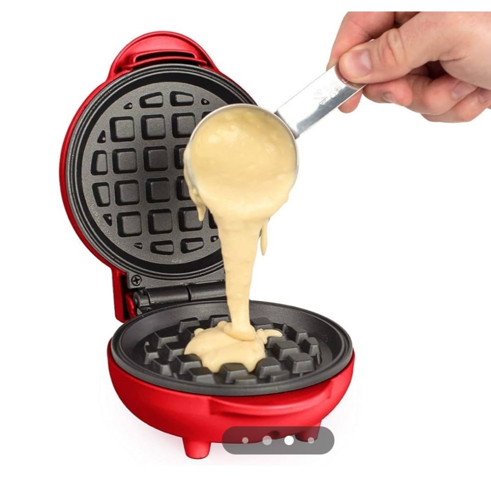 Mini Waffle Maker - Picture 6 of 8